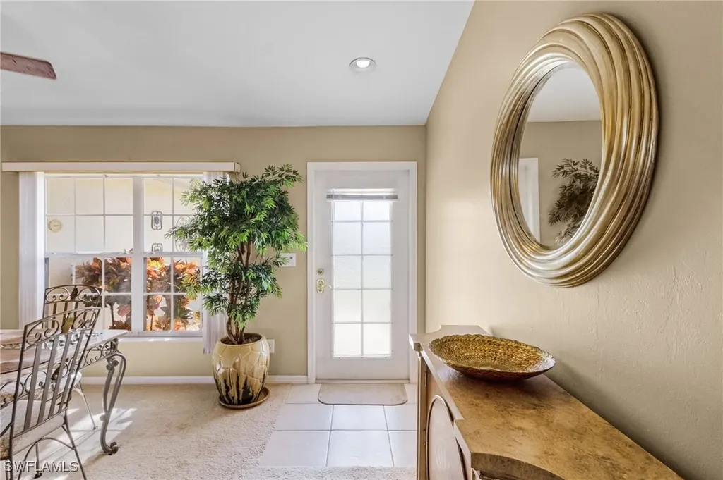 924 NE 11th Avenue Cape Coral FL 33909
