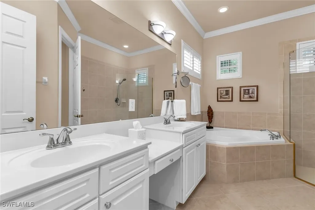 6806 Bent Grass Drive Naples FL 34113