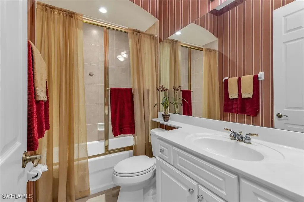 6806 Bent Grass Drive Naples FL 34113
