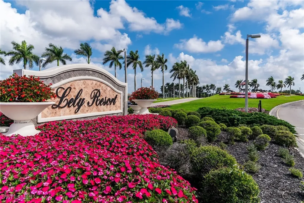 6806 Bent Grass Drive Naples FL 34113