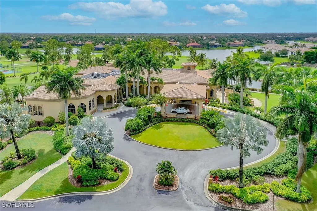 6806 Bent Grass Drive Naples FL 34113