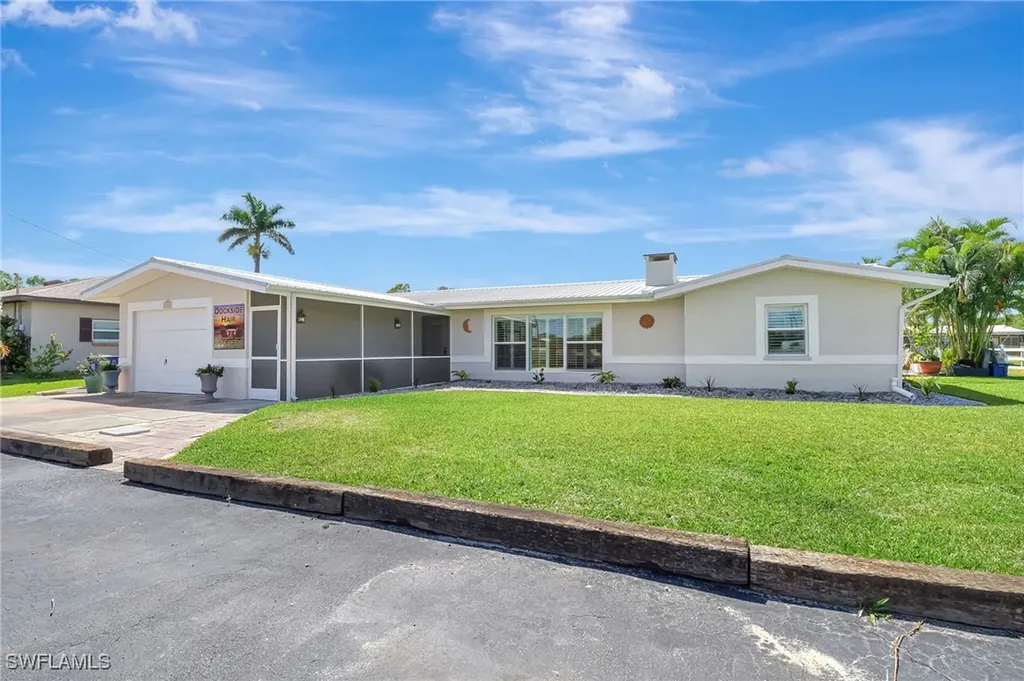 1230 Betmar Boulevard North Fort Myers FL 33903