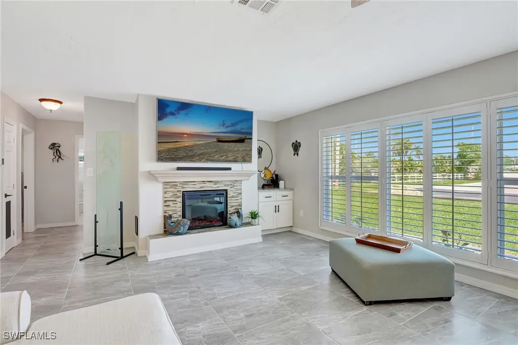 1230 Betmar Boulevard North Fort Myers FL 33903
