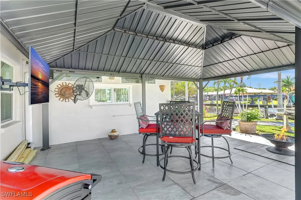 1230 Betmar Boulevard North Fort Myers FL 33903