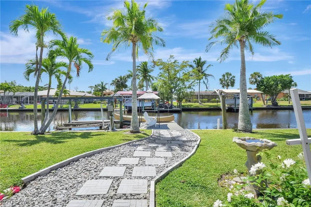 1230 Betmar Boulevard North Fort Myers FL 33903