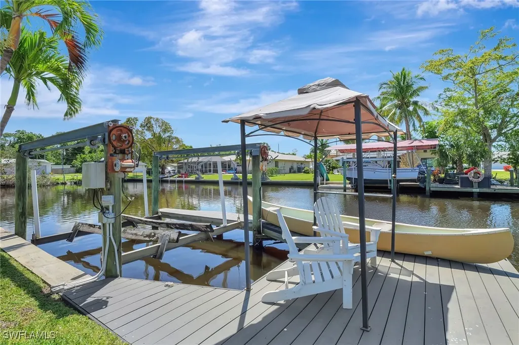 1230 Betmar Boulevard North Fort Myers FL 33903