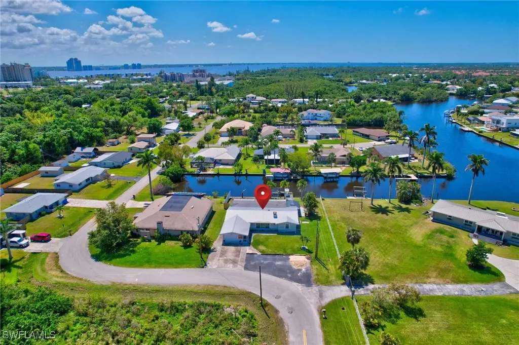 1230 Betmar Boulevard North Fort Myers FL 33903