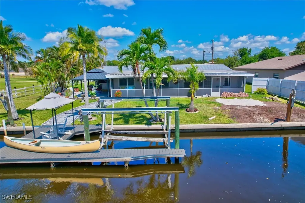 1230 Betmar Boulevard North Fort Myers FL 33903