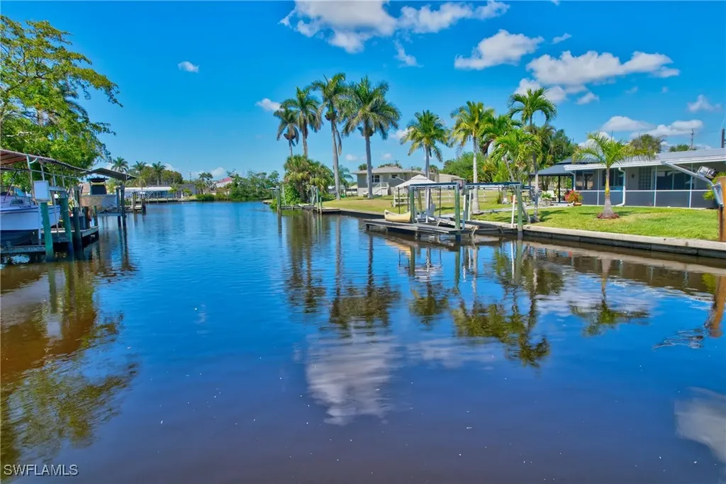 1230 Betmar Boulevard North Fort Myers FL 33903