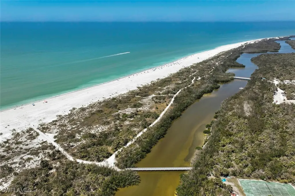 5117 Sea Bell Road Sanibel FL 33957