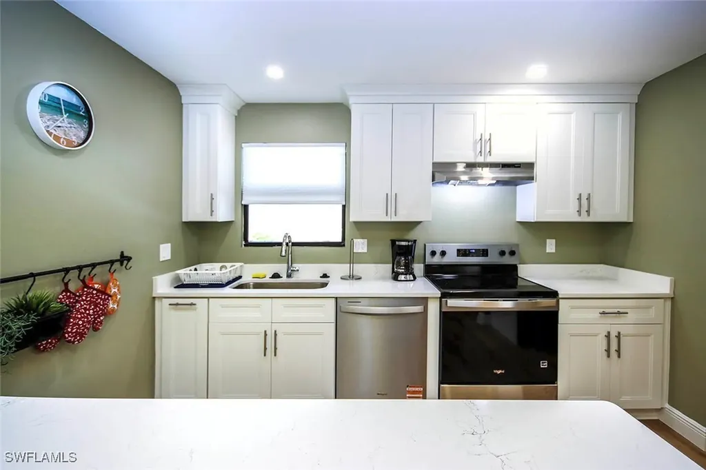 5117 Sea Bell Road Sanibel FL 33957