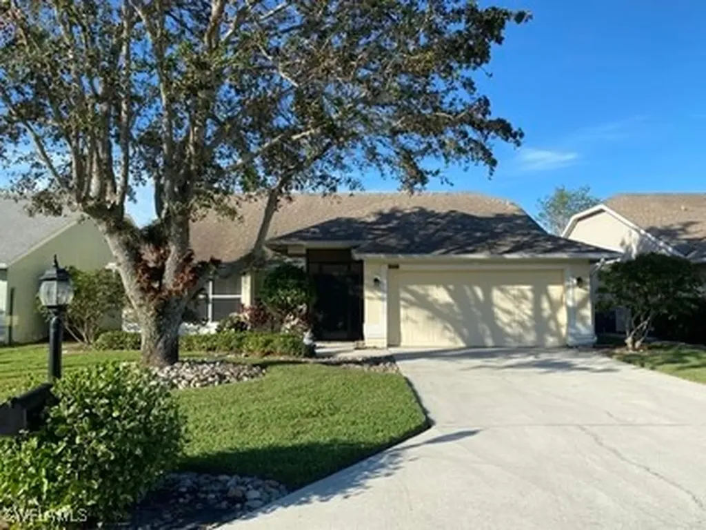 920 Belville Boulevard Naples FL 34104
