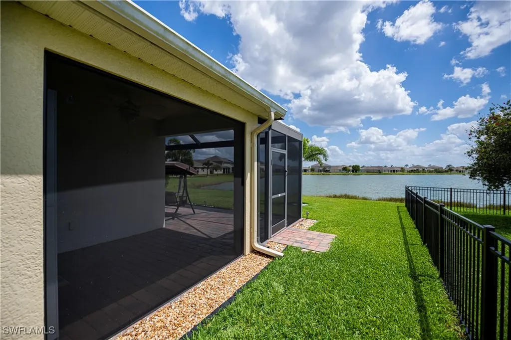 2630 Manzilla Lane Cape Coral FL 33909