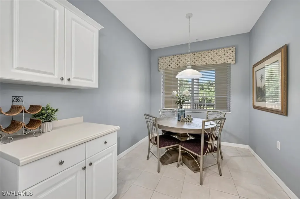 4844 Hampshire Court Naples FL 34112
