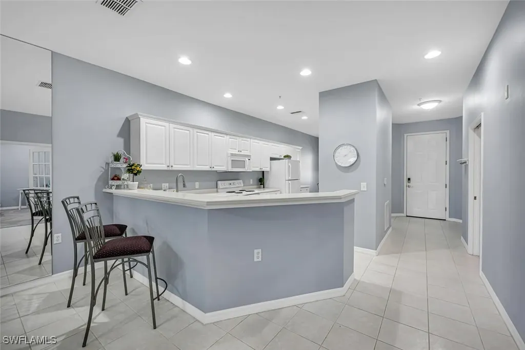 4844 Hampshire Court Naples FL 34112