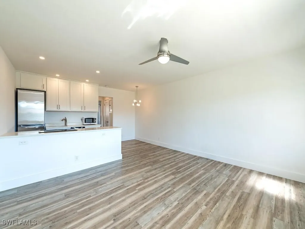 473 12th Avenue S Naples FL 34102
