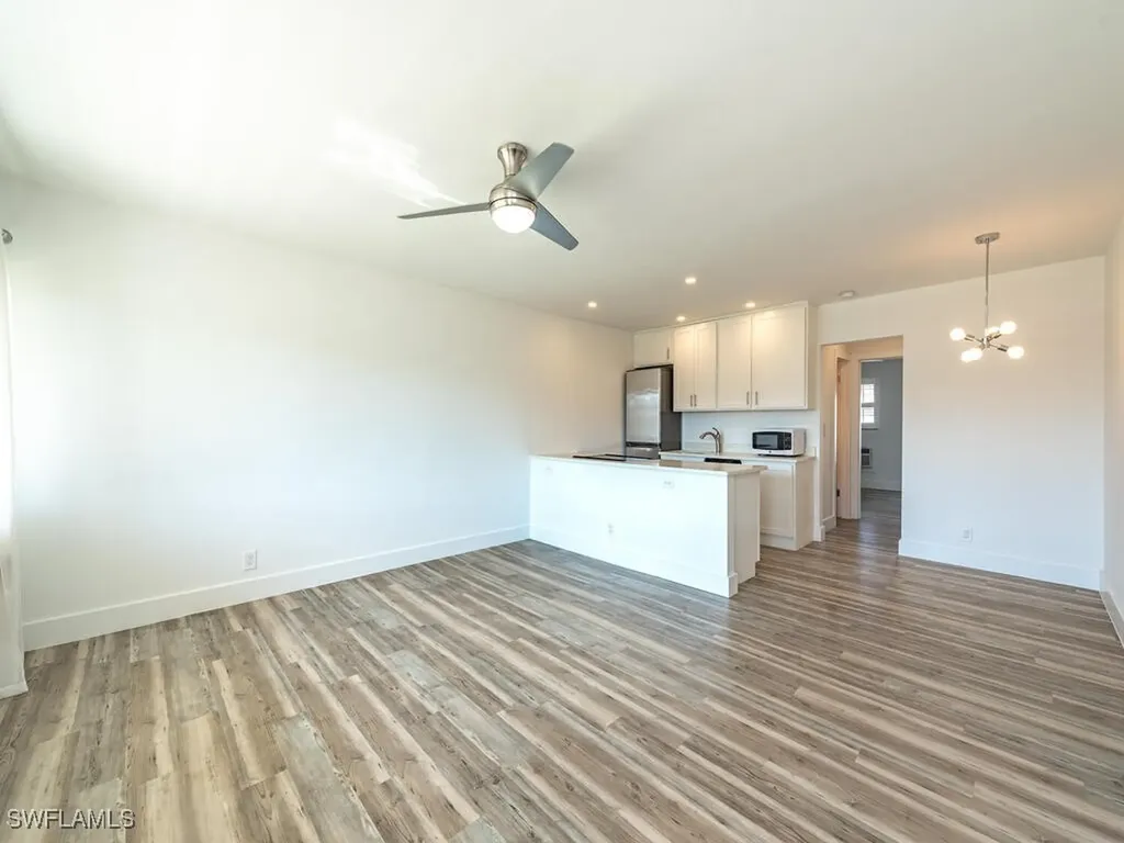 473 12th Avenue S Naples FL 34102