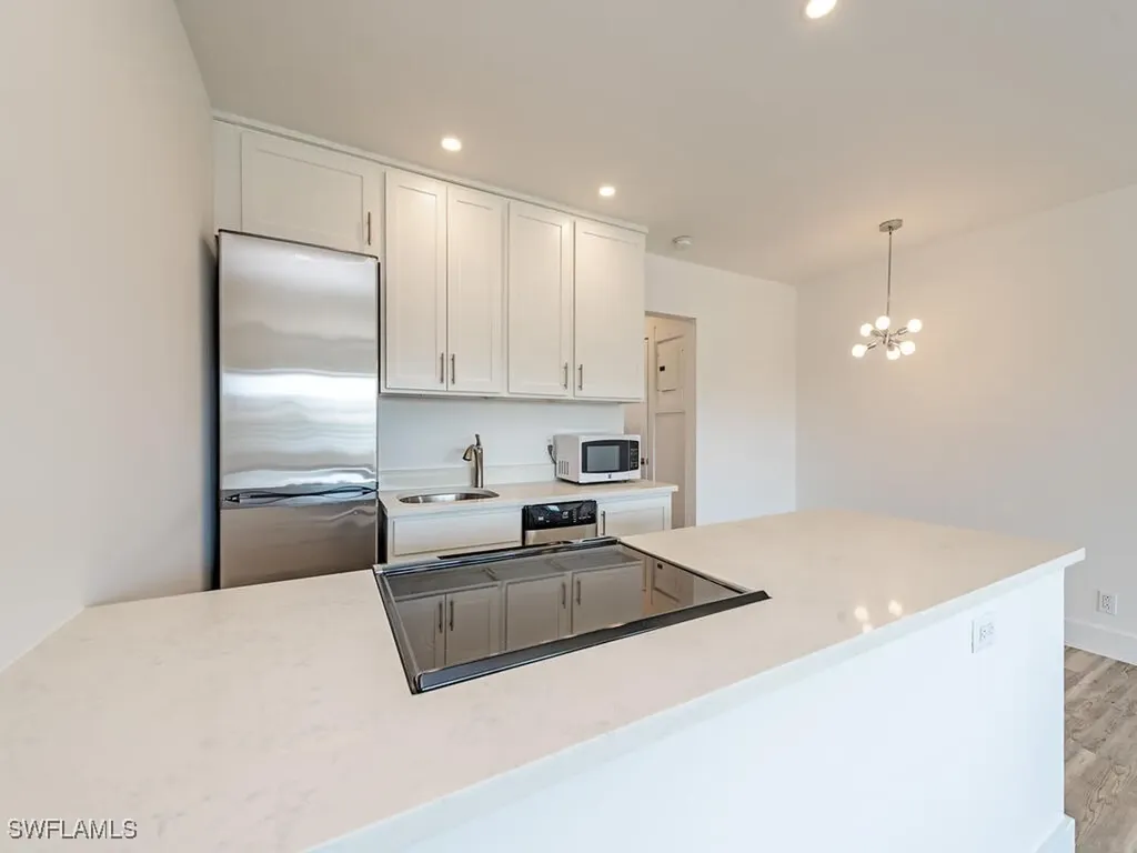 473 12th Avenue S Naples FL 34102
