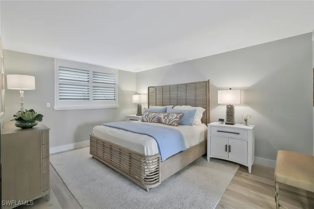 9375 Gulf Shore Drive Naples FL 34108