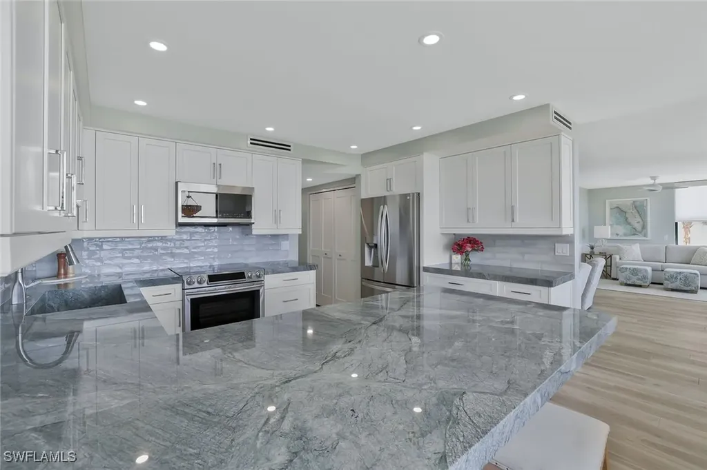 9375 Gulf Shore Drive Naples FL 34108