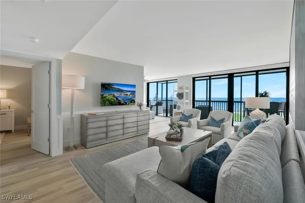 9375 Gulf Shore Drive Naples FL 34108