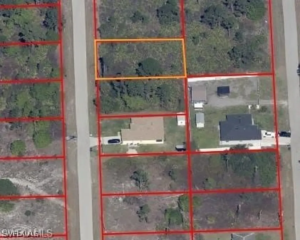 759 Bianca Avenue S Lehigh Acres FL 33974