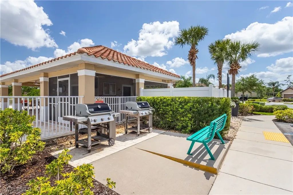 10331 Whispering Palms Drive Fort Myers FL 33913