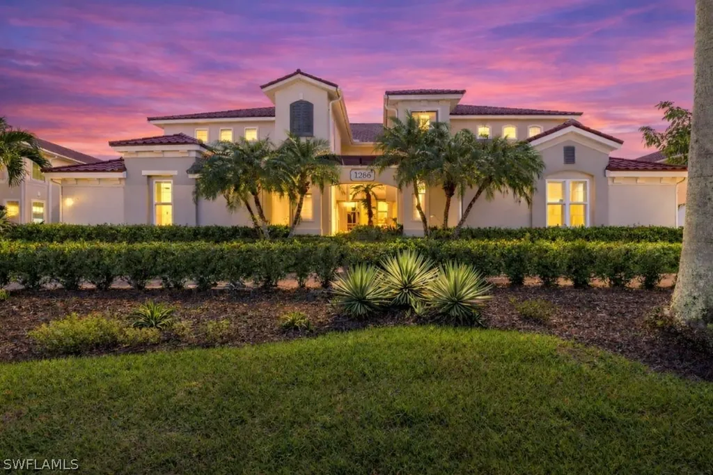 1286 Rialto Way Naples FL 34114