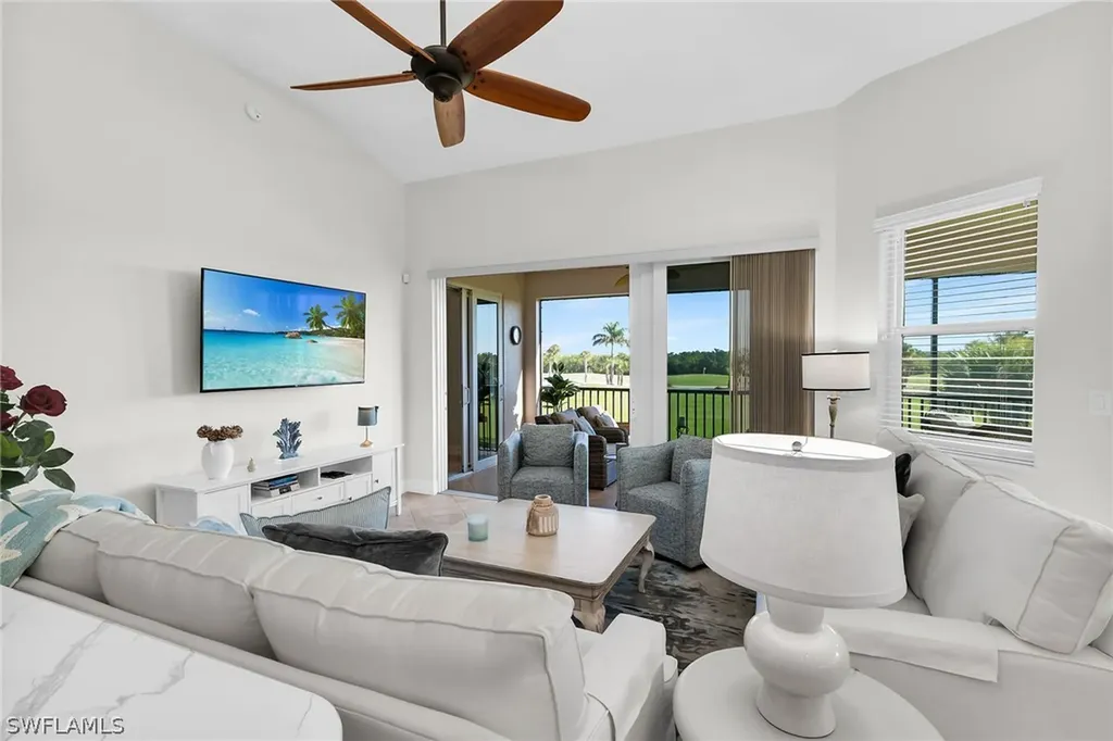 1286 Rialto Way Naples FL 34114