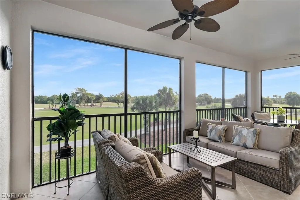 1286 Rialto Way Naples FL 34114