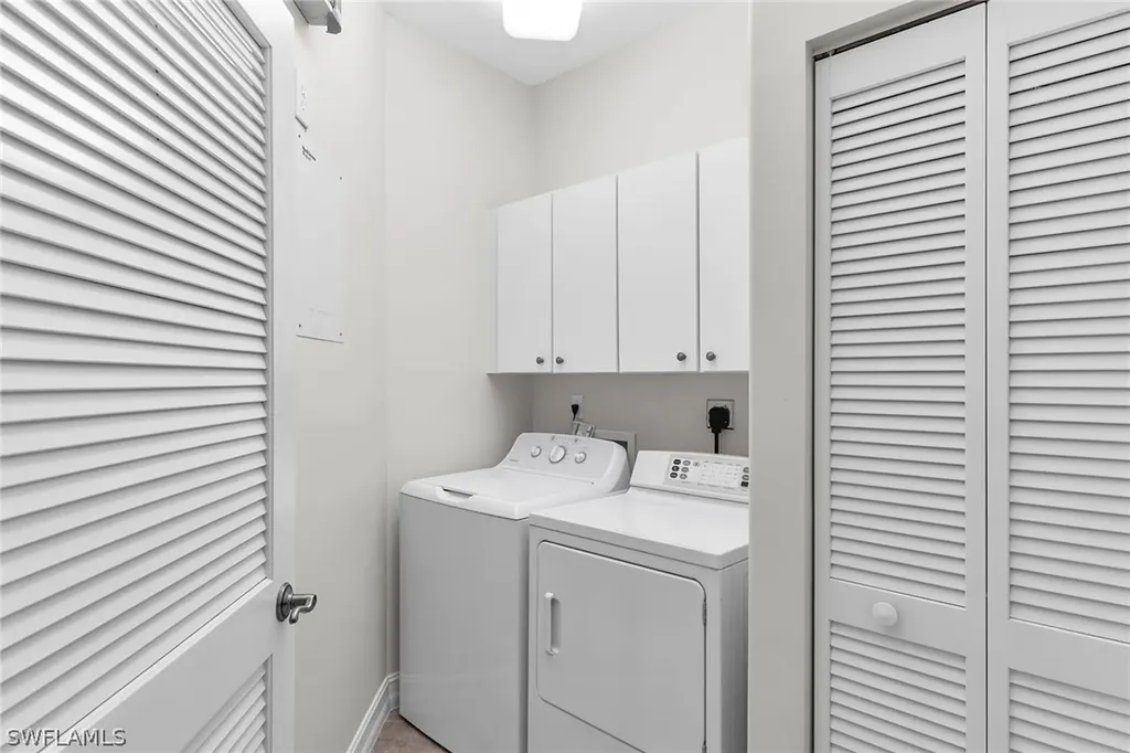 1286 Rialto Way Naples FL 34114