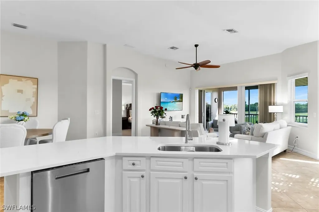 1286 Rialto Way Naples FL 34114