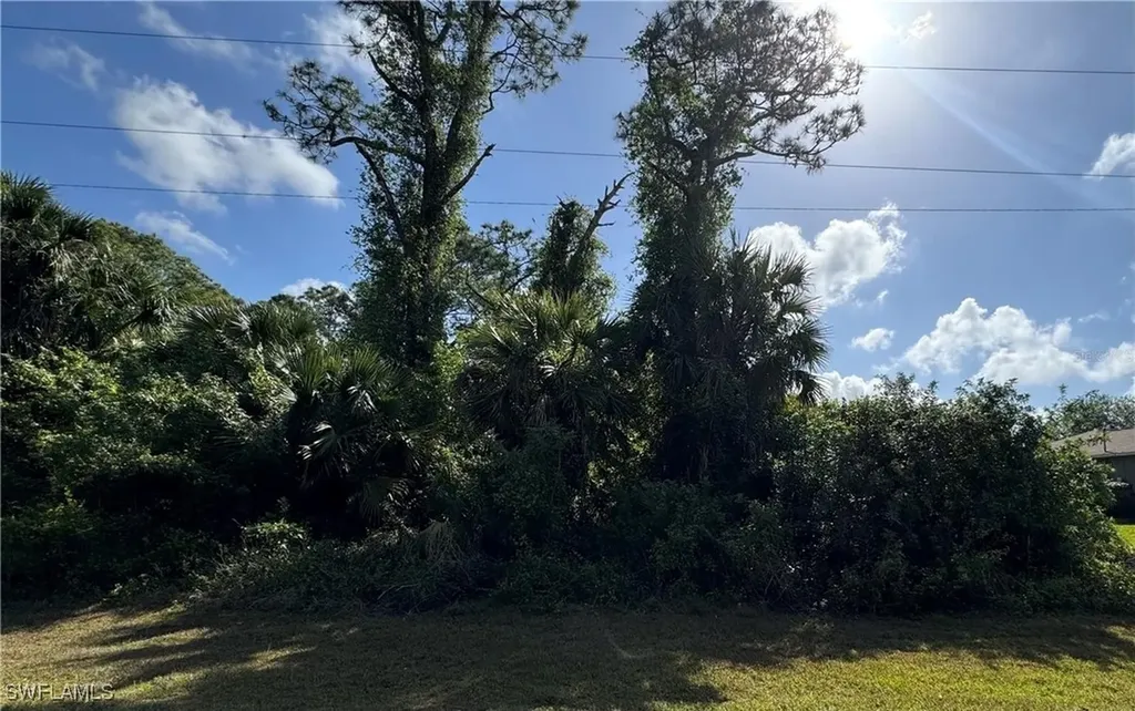 453 Lampion Avenue S Lehigh Acres FL 33974