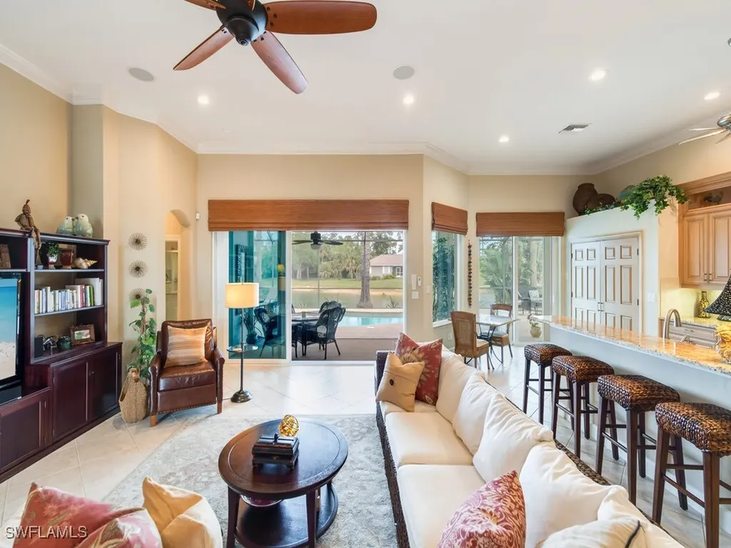 16083 Parque Lane Naples FL 34110