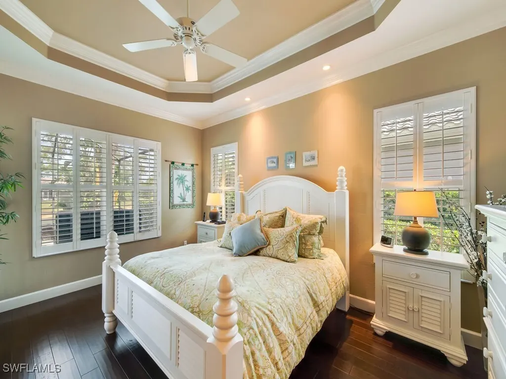 16083 Parque Lane Naples FL 34110