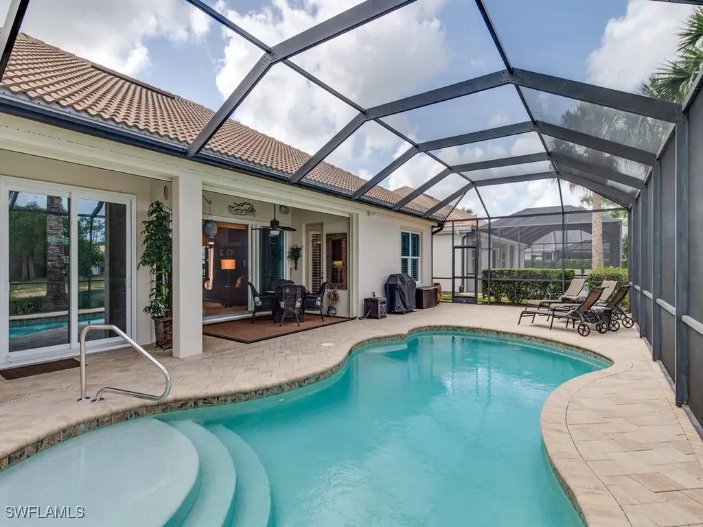 16083 Parque Lane Naples FL 34110