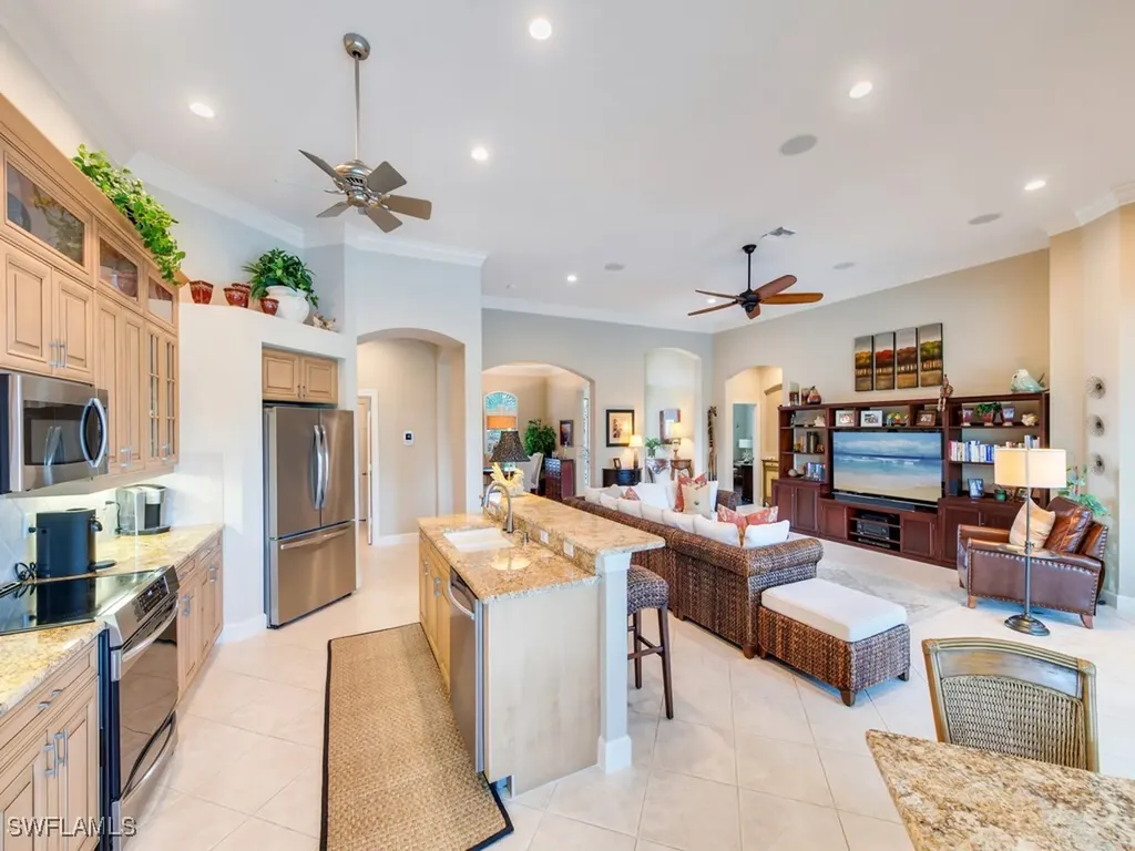 16083 Parque Lane Naples FL 34110