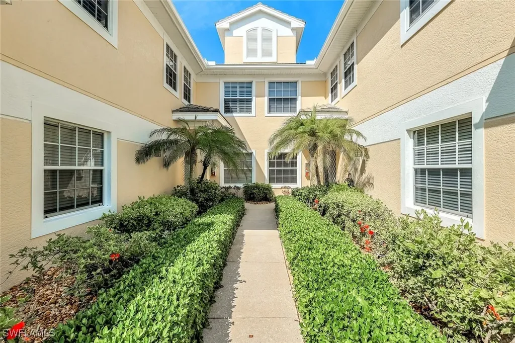 8355 Mystic Greens Way Naples FL 34113