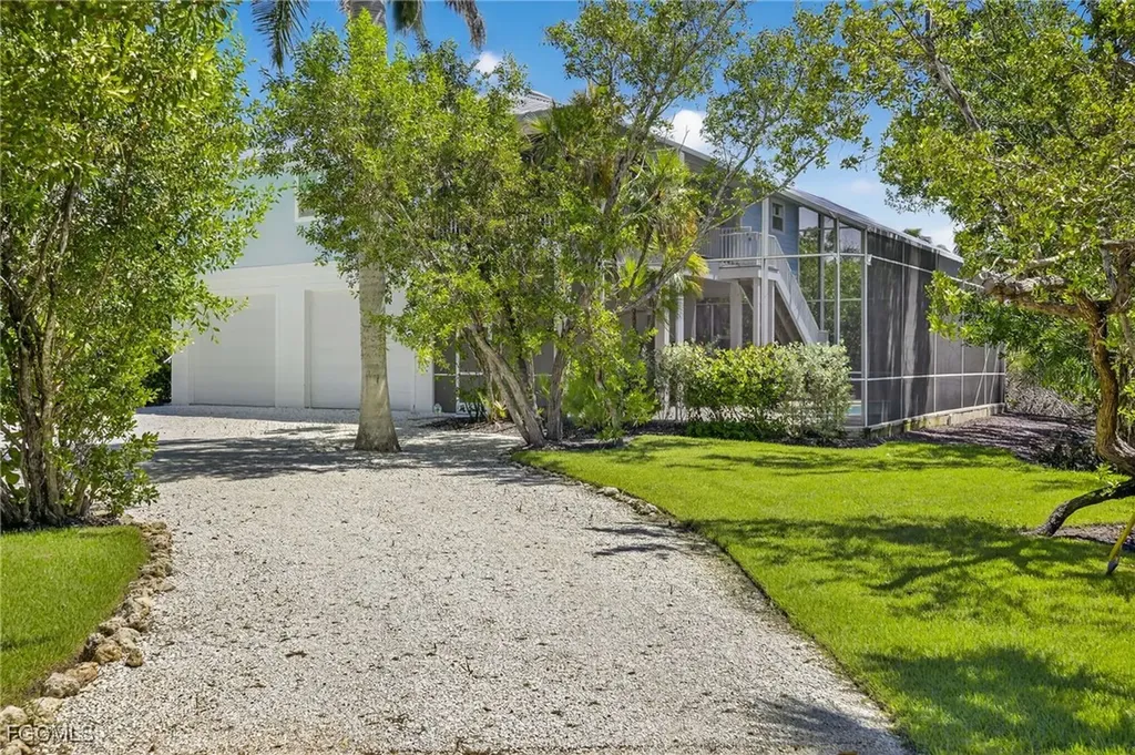 1234 Middle Gulf Drive Sanibel FL 33957