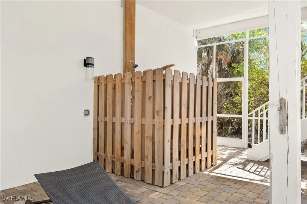 1234 Middle Gulf Drive Sanibel FL 33957