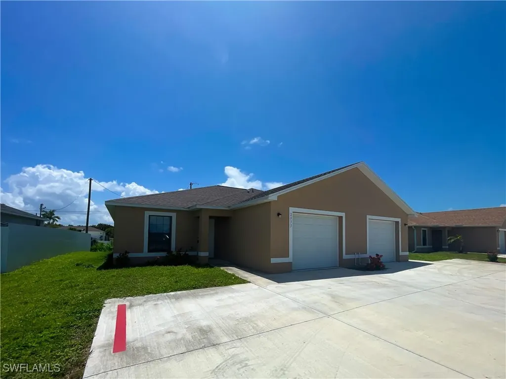 2933 Skyline Boulevard Cape Coral FL 33914