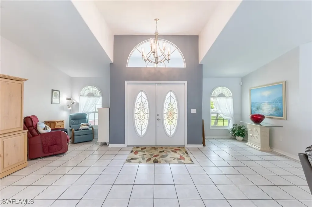 1814 SE 9th Terrace Cape Coral FL 33990