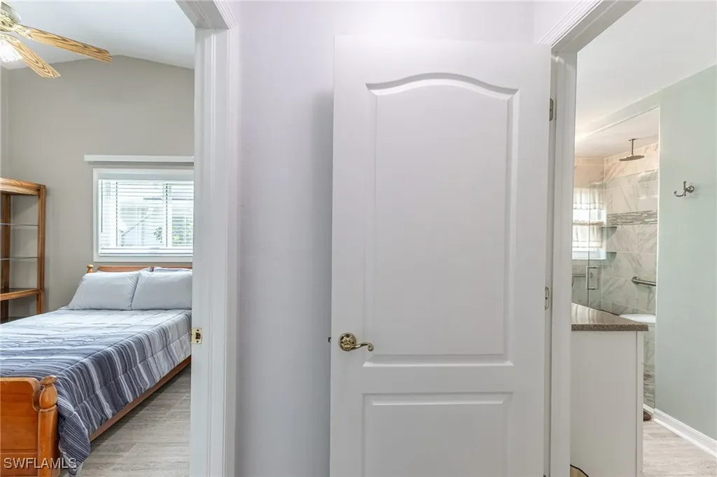 1814 SE 9th Terrace Cape Coral FL 33990