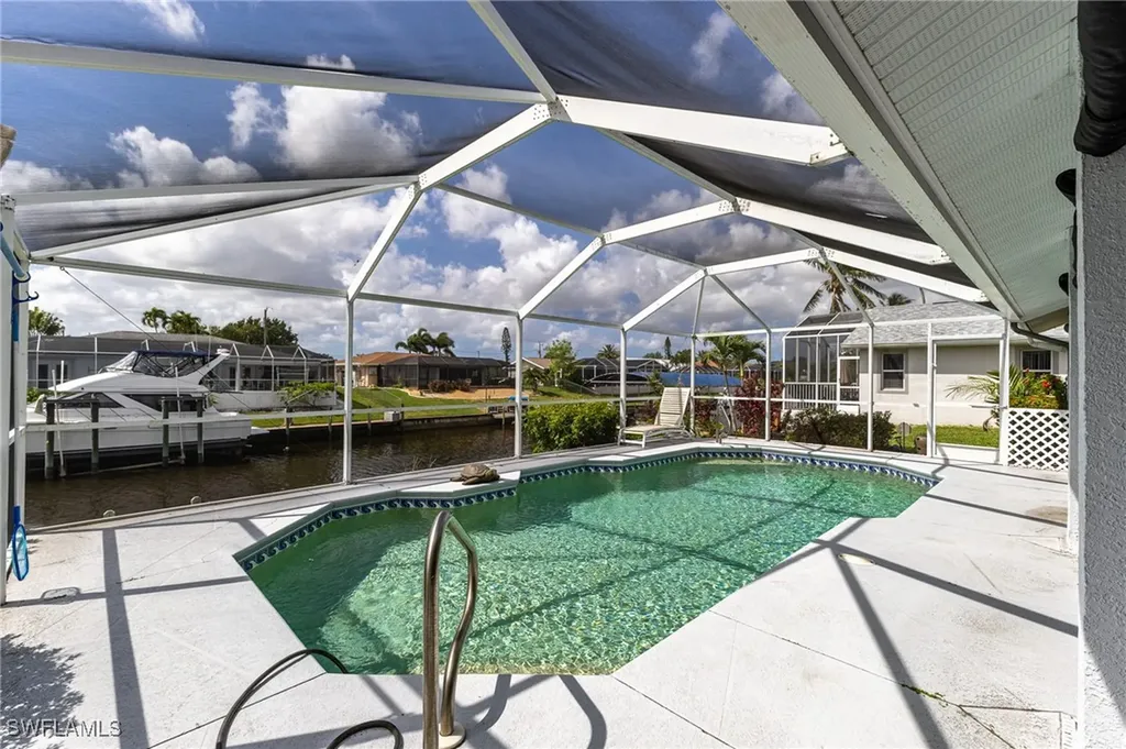 1814 SE 9th Terrace Cape Coral FL 33990