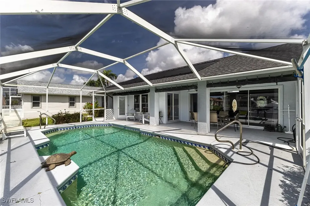 1814 SE 9th Terrace Cape Coral FL 33990