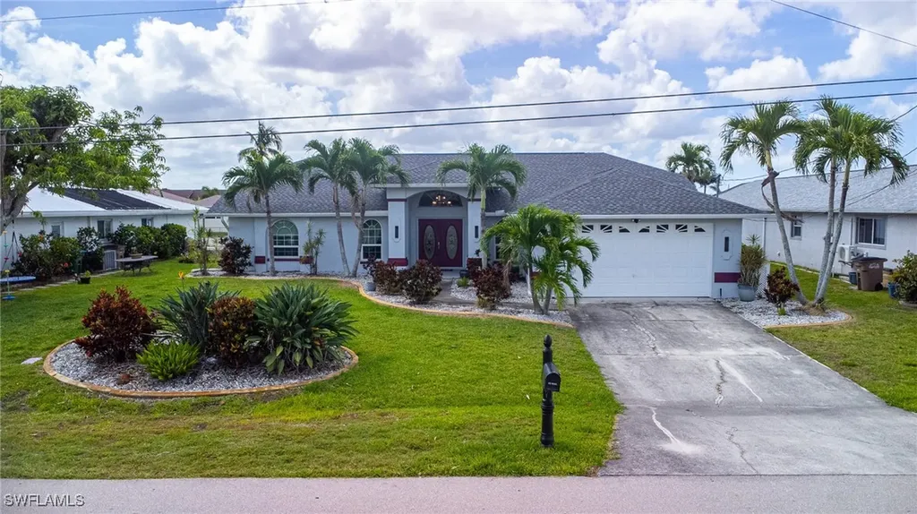1814 SE 9th Terrace Cape Coral FL 33990