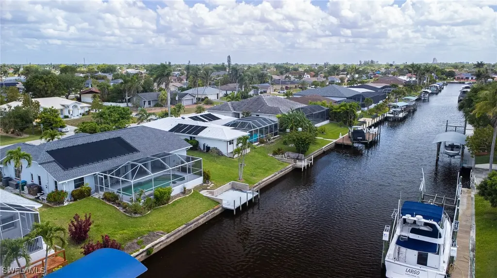 1814 SE 9th Terrace Cape Coral FL 33990