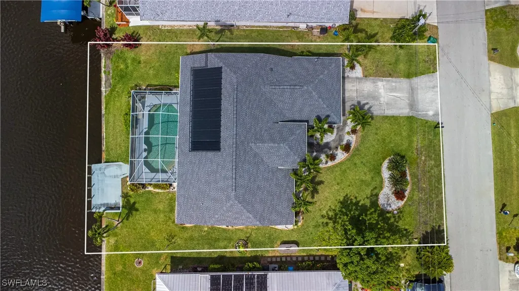 1814 SE 9th Terrace Cape Coral FL 33990