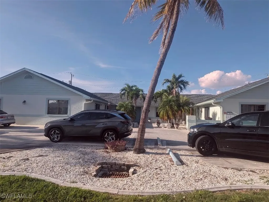 715 SE 47th Street Cape Coral FL 33904