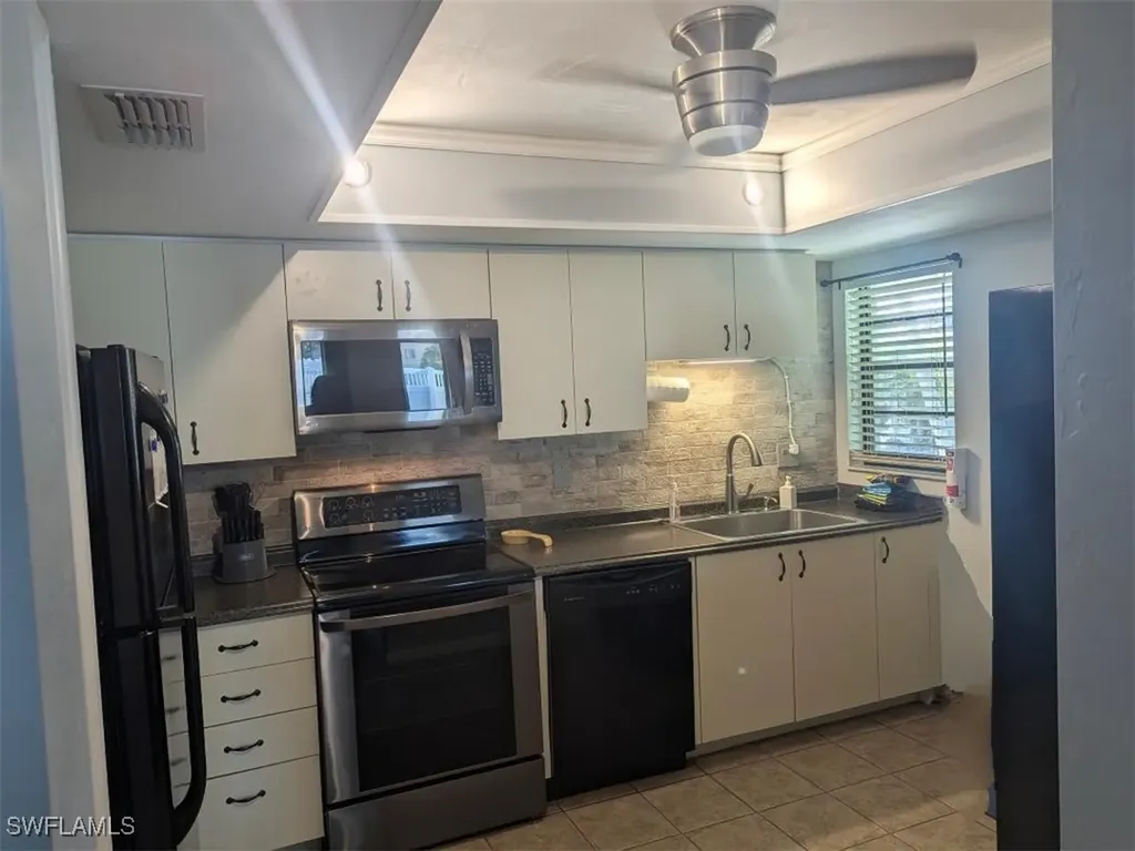 715 SE 47th Street Cape Coral FL 33904